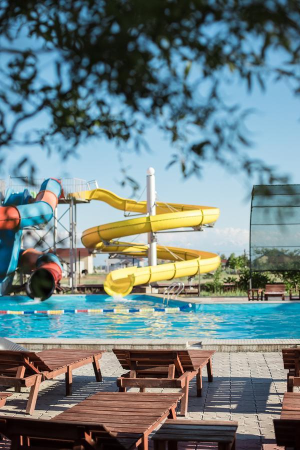 Готель Picnic Park Shenggeldi Екстер'єр фото